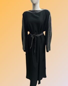 Boat Shape Neck Style Belt Abaya Black